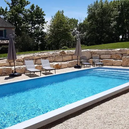 Ferme Brasseyrou - Classique Homestay *